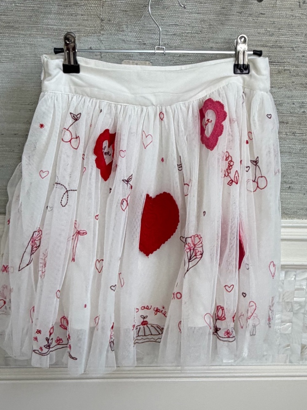 NWT XS free people sketchbook skirt White Tulle Pink red Hearts love embroidered - Picture 15 of 17